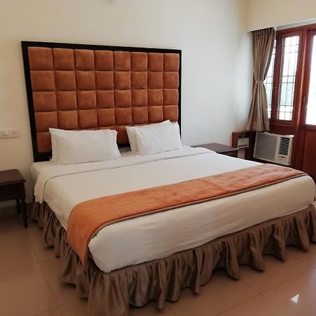 La Grace Integral Retreat Hotel Пондичери Екстериор снимка